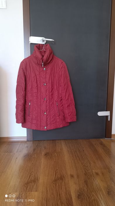 Дамско зимно яке BIAGGINI в цвят бордо