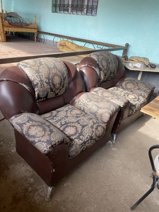 Диван сатылады буу