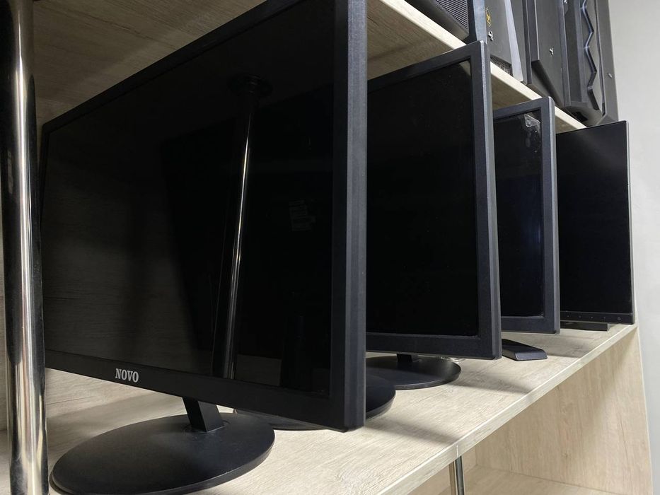 NOVO 22" monitor! HDMI VGA !