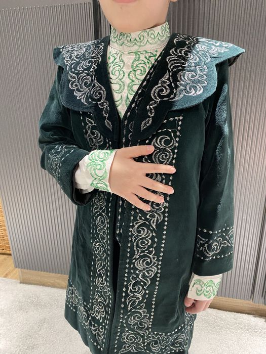 Ұлттық костюм сатылады (6–8 жас)