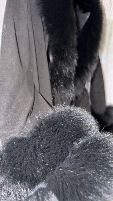 Палто от кашмир и лисица