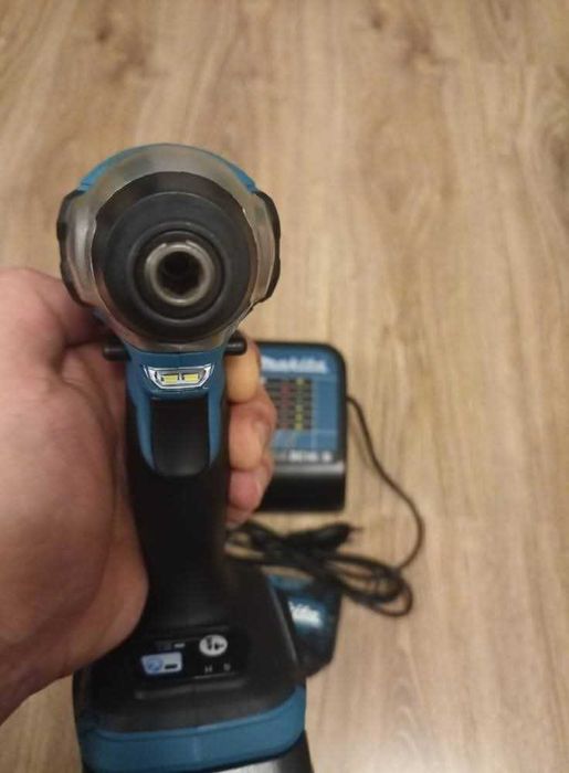 Комплект винтоверти makita