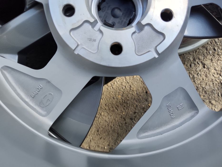 16" оригинални алуминиеви джанти за Hyundai Kona/Kia.