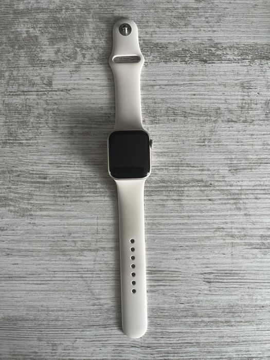 Оригинален Apple Watch SE