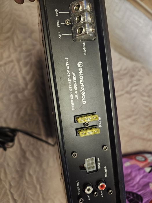 Subwoofer auto activ