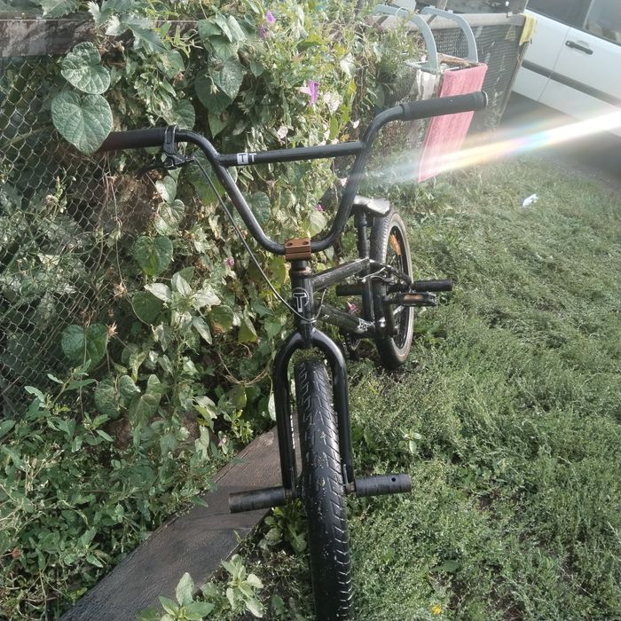 Популярный трюковой велосипед Bmx бэмэикс