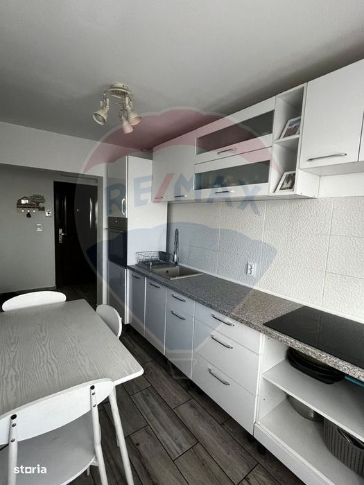 Apartament cu 3 decomandat de vânzare pe Calea Bucuresti 63 mp+balcon