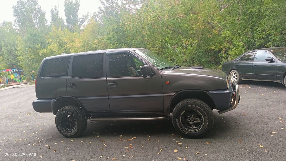 Ниссан Террано 2