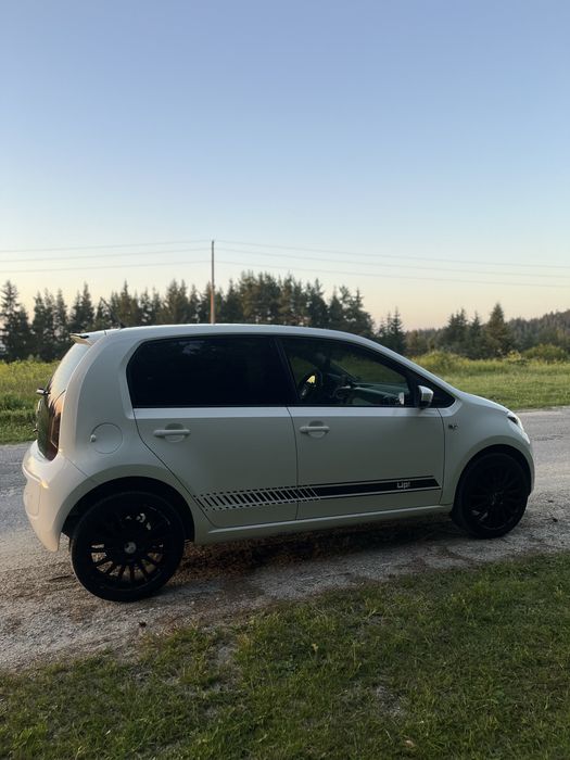 Продавам VW Up! CNG