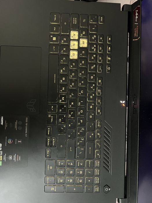 Asus tuf gaming A17 FA707RE