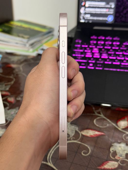 Продам айфон 13 128гб