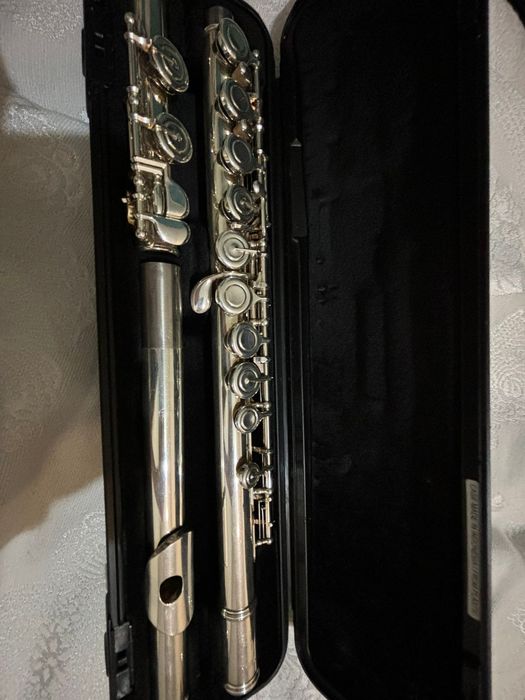 Продам флейту Yamaha