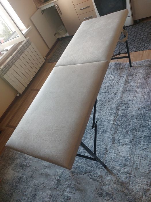 Кушетка для салона