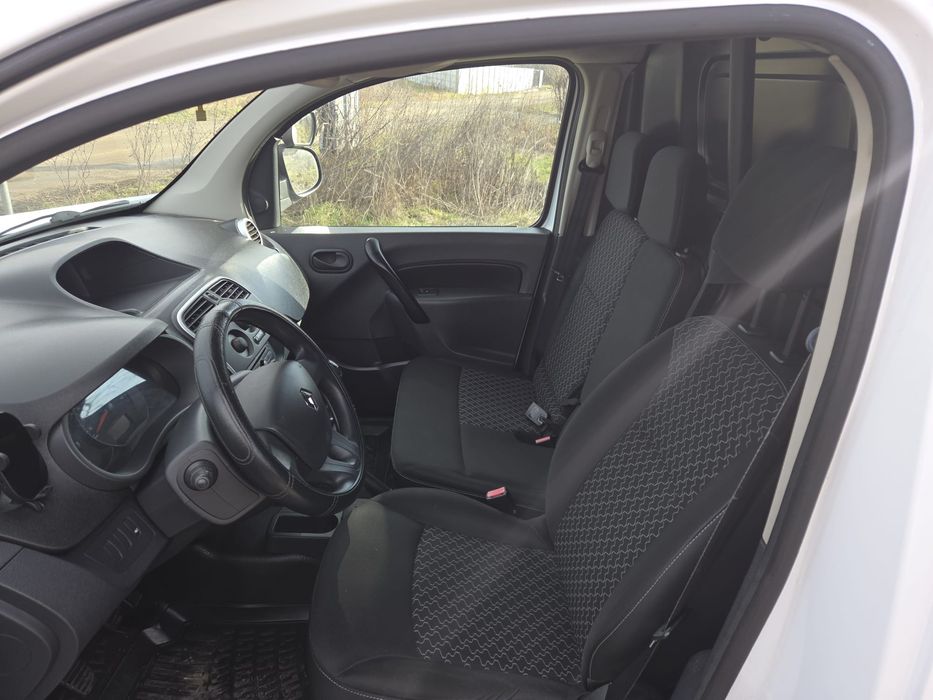 Vând Renault Kangoo