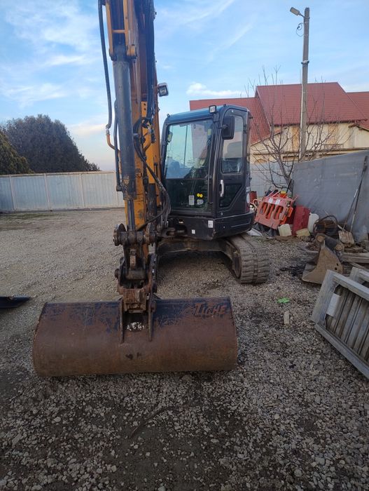 Excavator 6 tone Case Cx60c