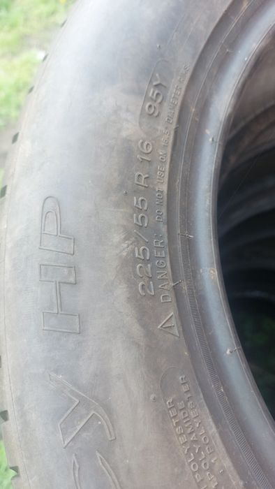 Продам шины б/у на 16,17,18