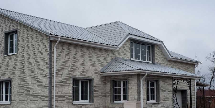 Metallocherepitsa LaMonterra mustahkam va uzoq xizmat qiladigan tom!