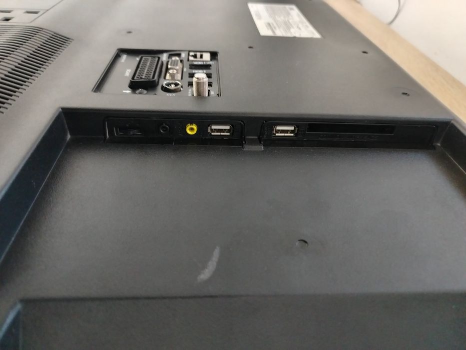 Vând televizor JVS Smart 32 inch 81 cm preț 400 fix