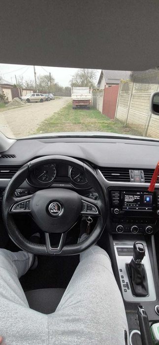 Vând Skoda Octavia 3 2016 impecabilă!!!