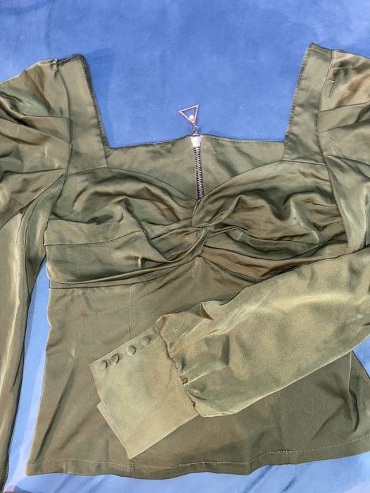 Хаки кофта атласная