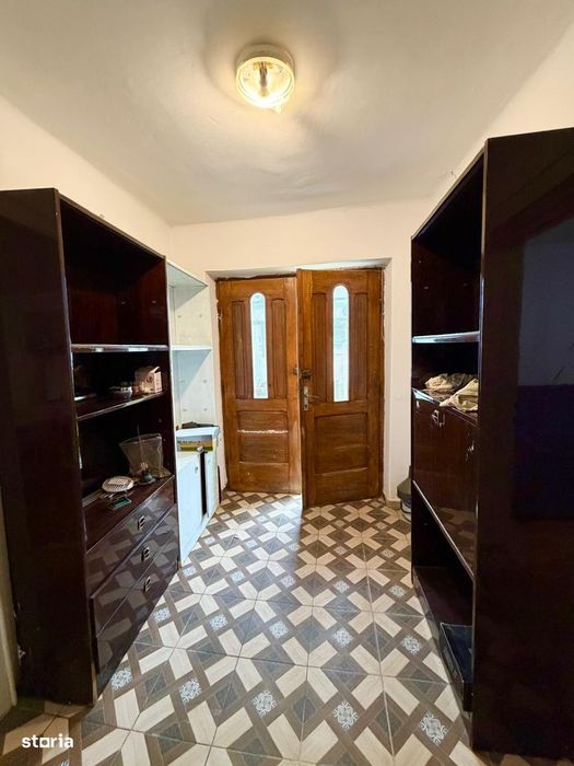Casa singur in curte + 133mp teren zona Lupeni-Moara de Scoarta