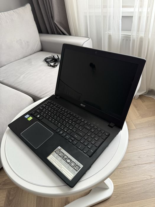 Ноутбук Acer Aspire E15 (E5-576G-30JD)