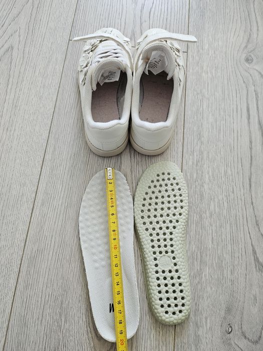 Adidași H&M pentru fetițe