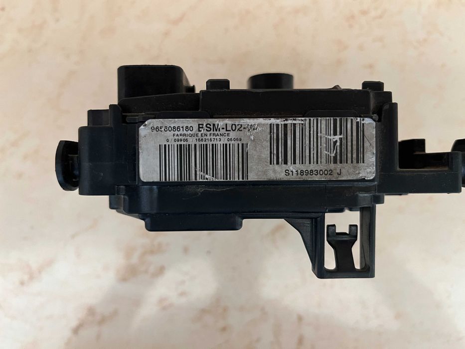 Бушонно табло Бушониера BSM L02-00 БСМ Л02-00 Citroen C4 C5 Ситроен Ц4