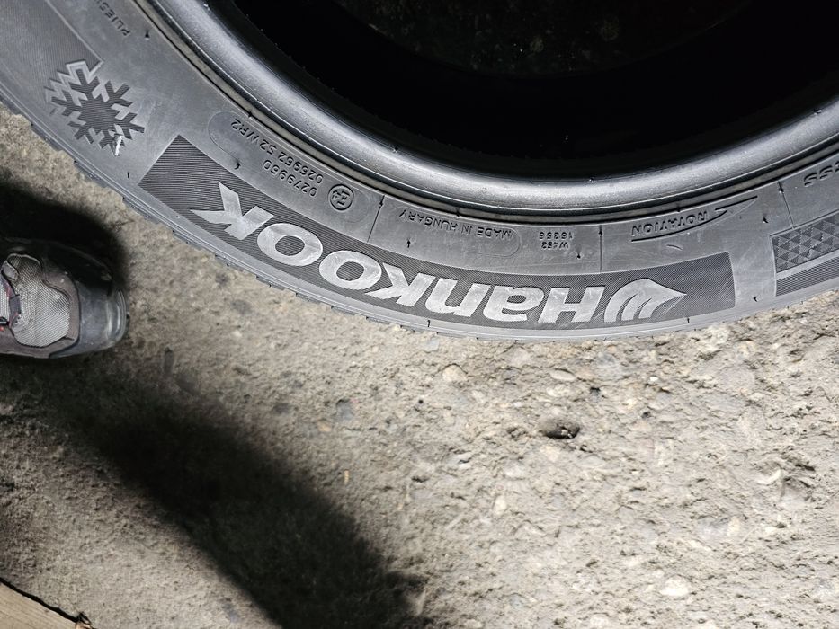 2 anvelope iarna 185 65 15 Hankook