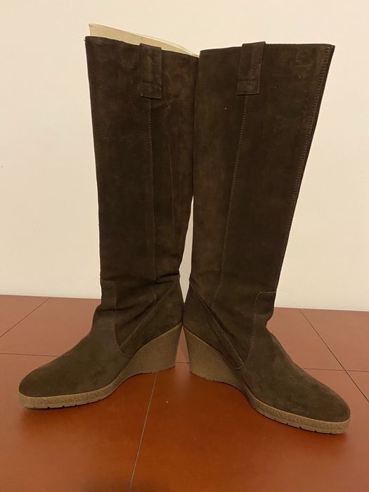 Cizme piele intoarsa  marca FRIDA