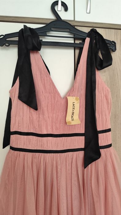 Lace & Beads 38 С-М размер нова  с етикет 
Размер 10 С, С-М 
Нова с ет