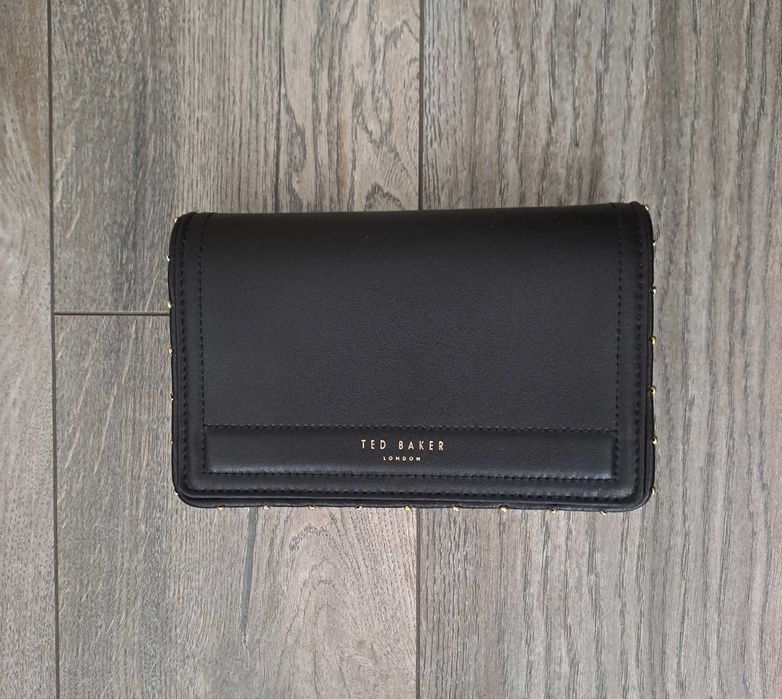 Малка елегантна чантичка Ted Baker