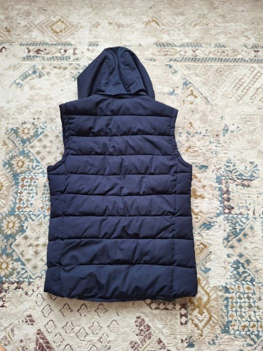 Продам мужскую жилетку