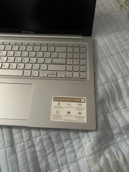 Ноутбук ASUS vivobook