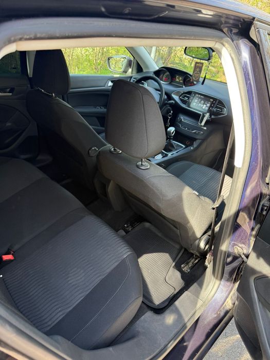 Peugeot 2016 308 SW Executive Blue HDI