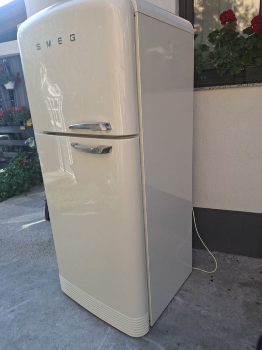 Frigider SMEG RETRO , Crem .