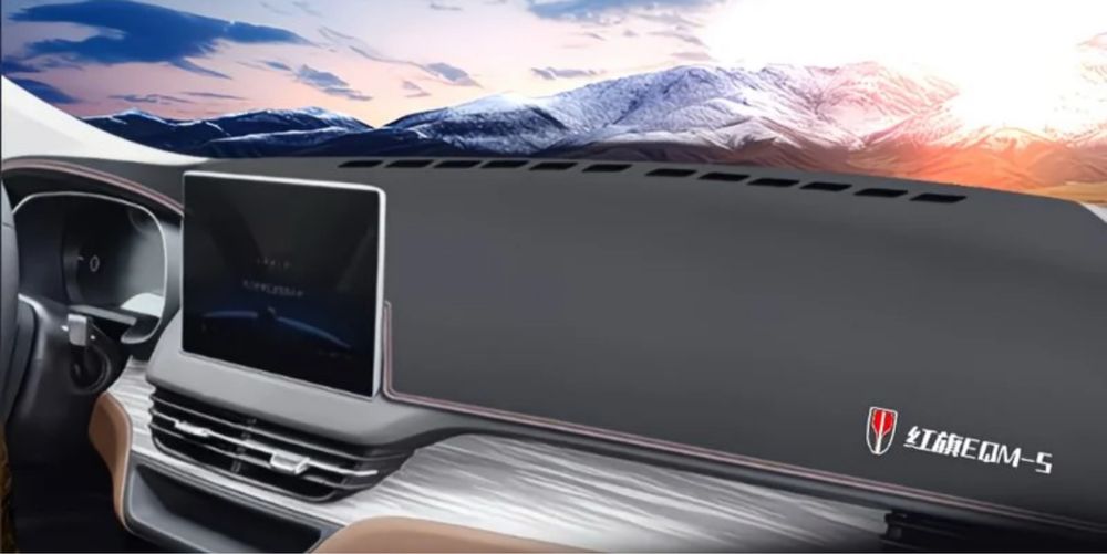 Hongqi e-qm5 tarpetka chexoli