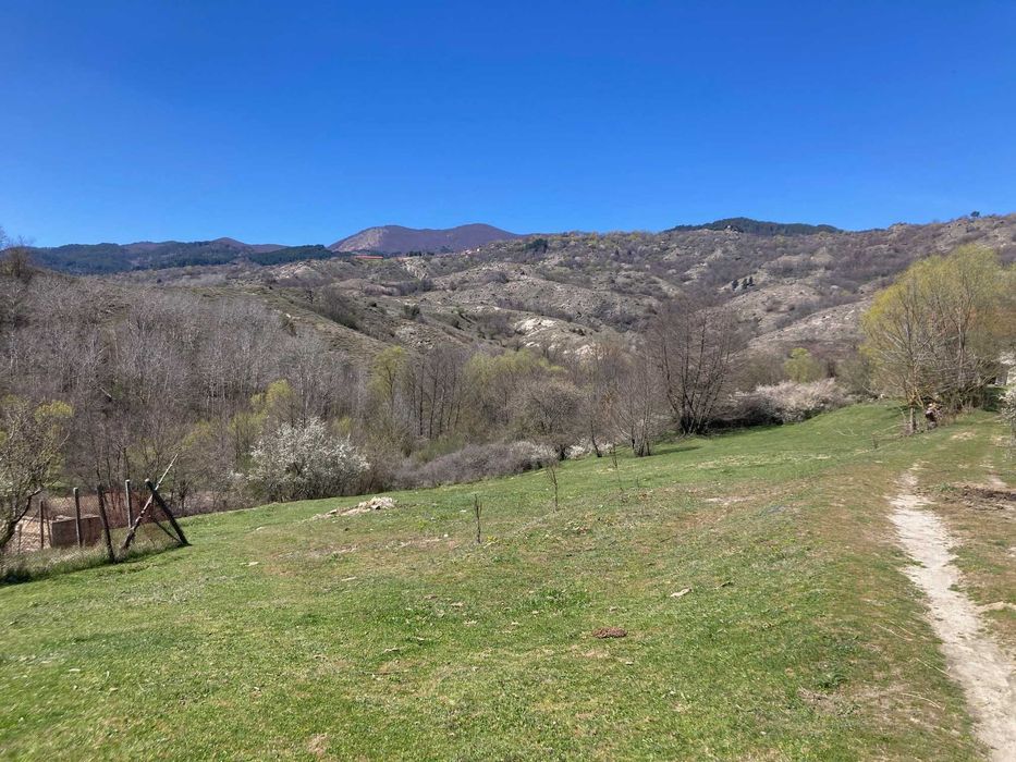 Продава се Парцел в София, Център - 4730 кв.м за 8 €/кв.м - Снимка #4