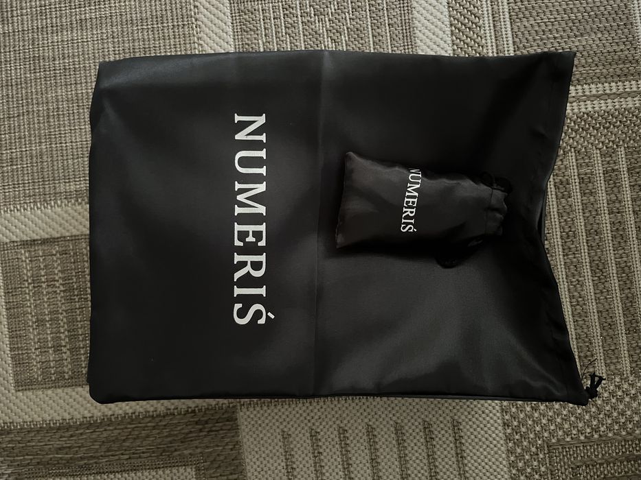 Кроссовки Numeris 39 размер