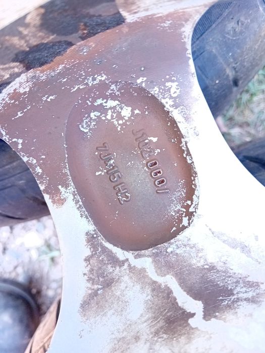 Продавам Джанти от Нисан примера 15ц