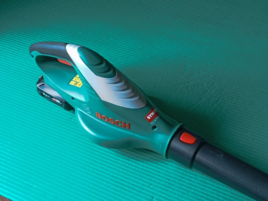 ALB-18-Li, suflanta(frunze / praf) Bosch, cu acumulator, stare f.buna