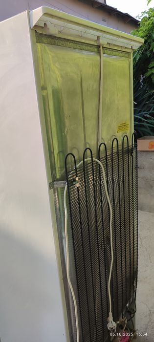 Холодильник/Музлатгич б/у марка POZIS