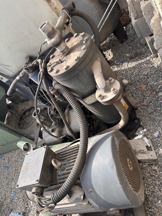 Kompressor sotiladi narh 1850