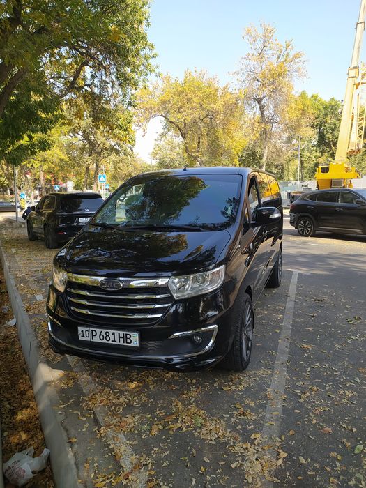 Transport xizmati  Mikro avtobus MinivenTransfer yangi moshina