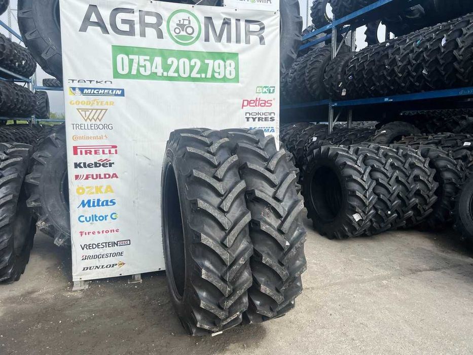 Cauciucuri cu 10 pliuri 13.6-38 noi cu garantie pentru tractor U650