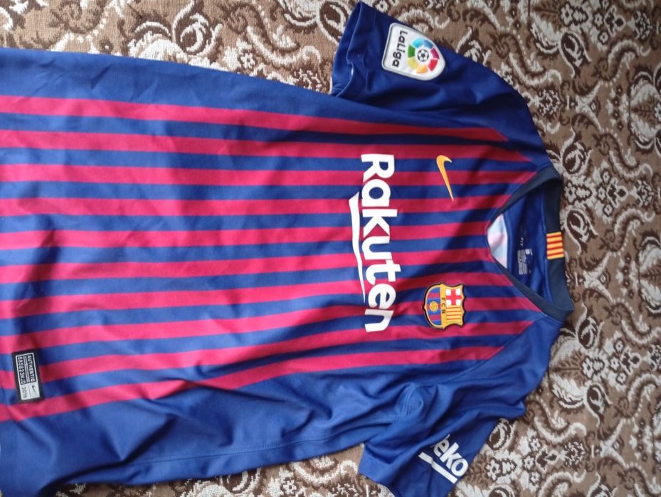 Футболна тениска на Барселона