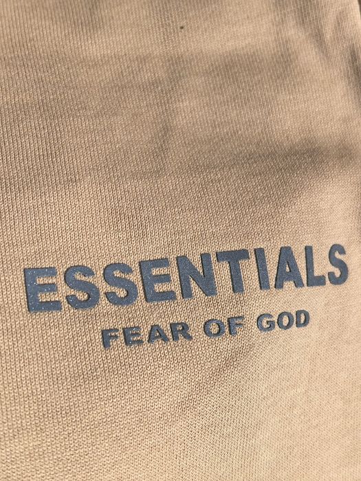 Essential летен екип