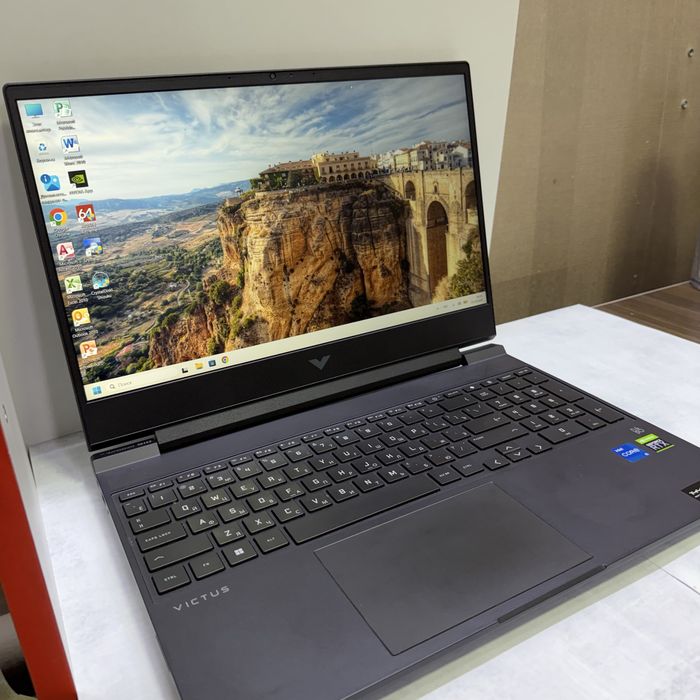 Ноутбук HP Victus 15