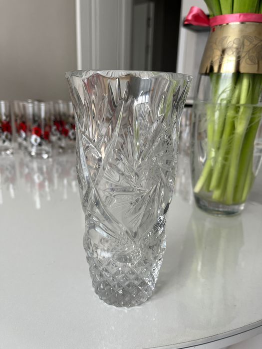 Хрустальная ваза для цветов