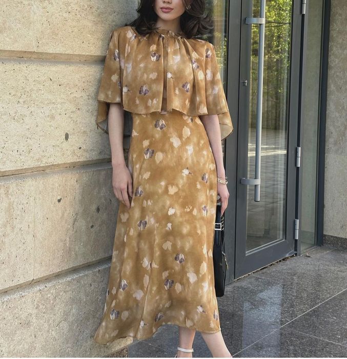 Продам платье 46 размер